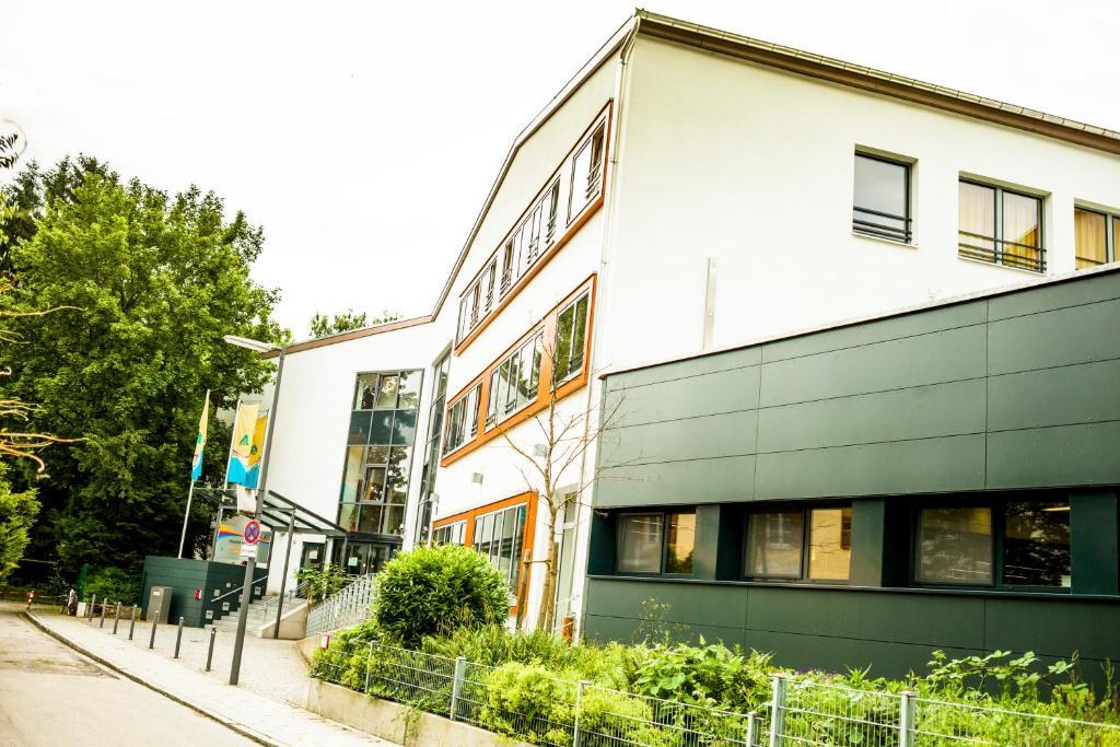 Hi Munich Park Youth Hostel